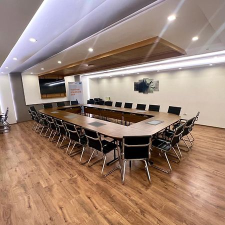 Hotel Borea Печ Екстериор снимка