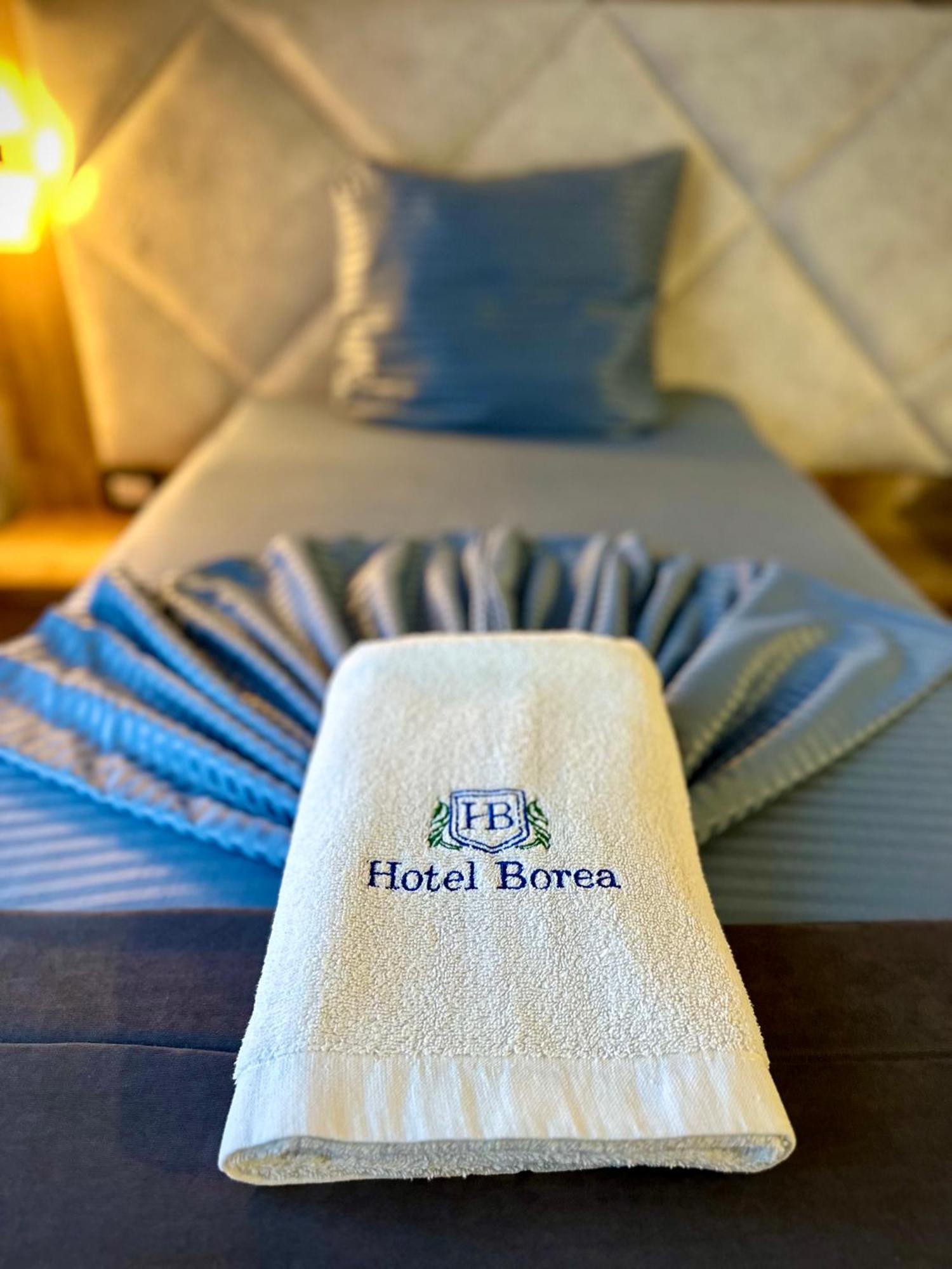 Hotel Borea Печ Екстериор снимка
