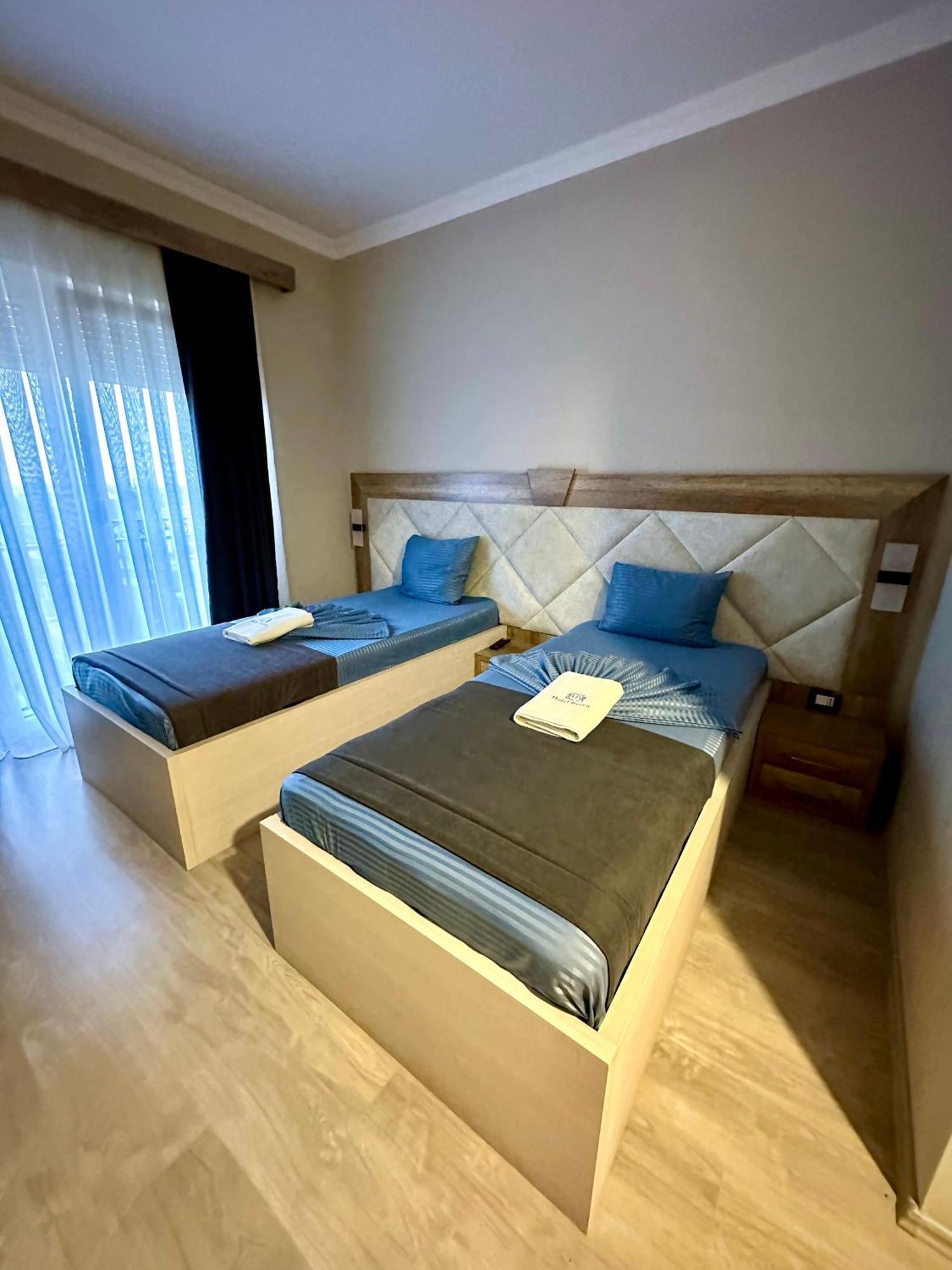 Hotel Borea Печ Екстериор снимка