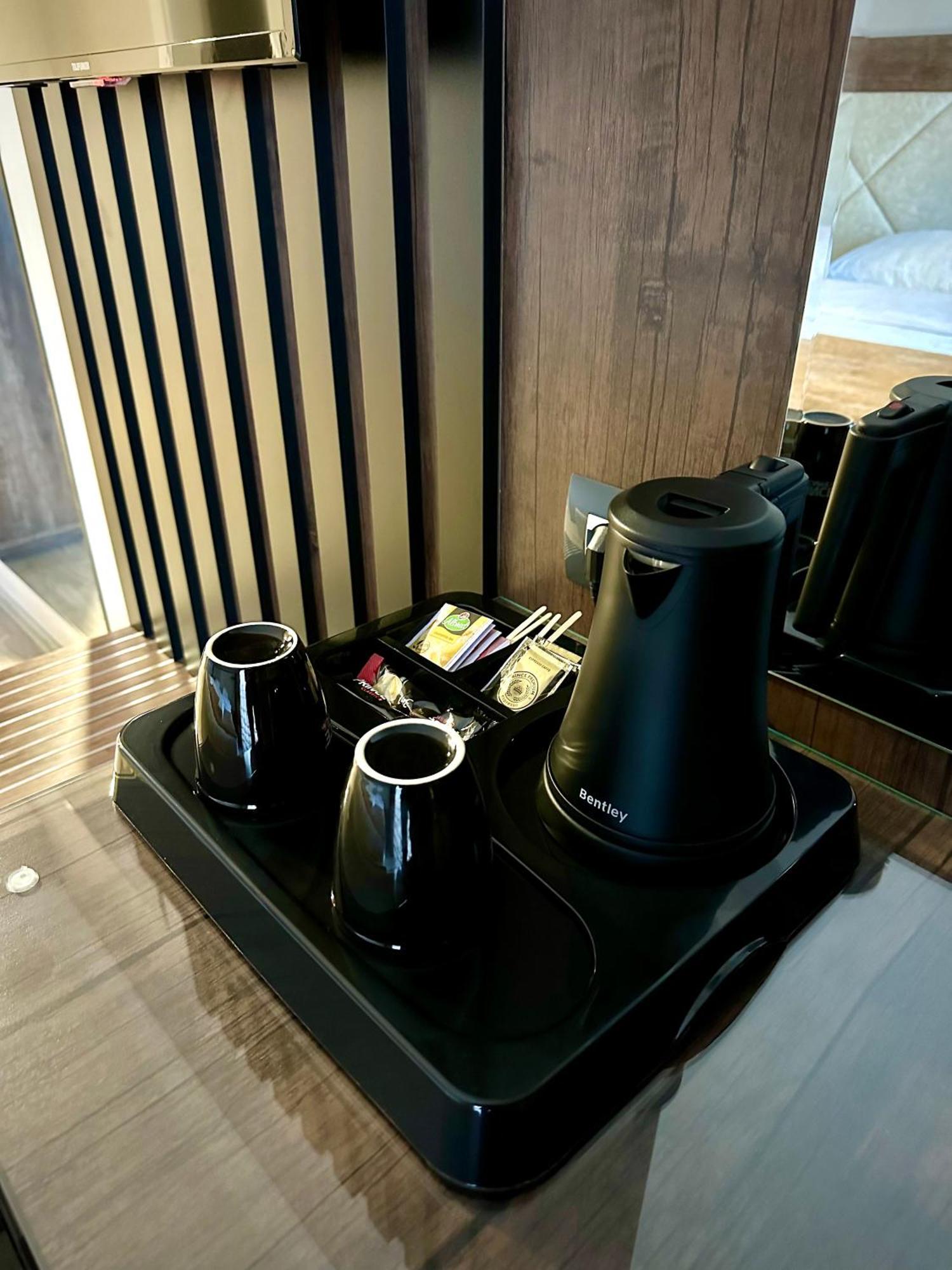 Hotel Borea Печ Екстериор снимка